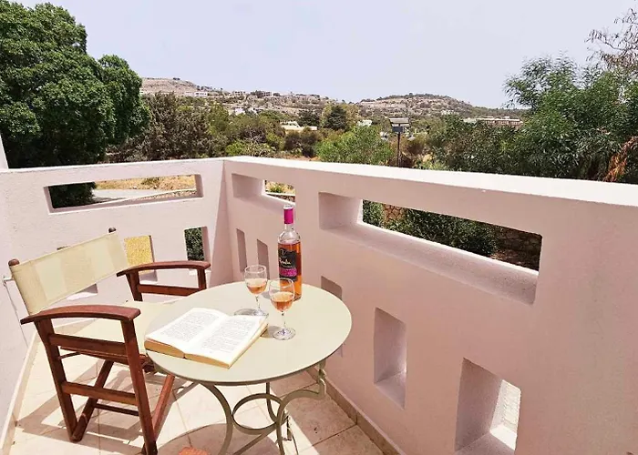 Libre Mare, Your Cozy Vacation Villa *